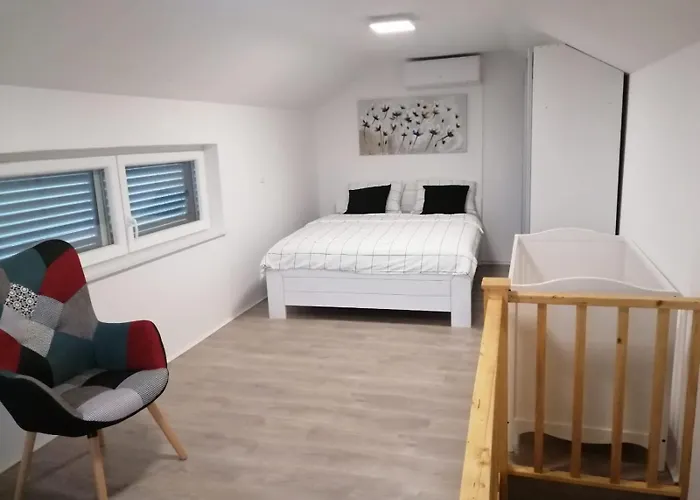 And With Parking Space Premantura, Medulin - 24363 Gæstehus