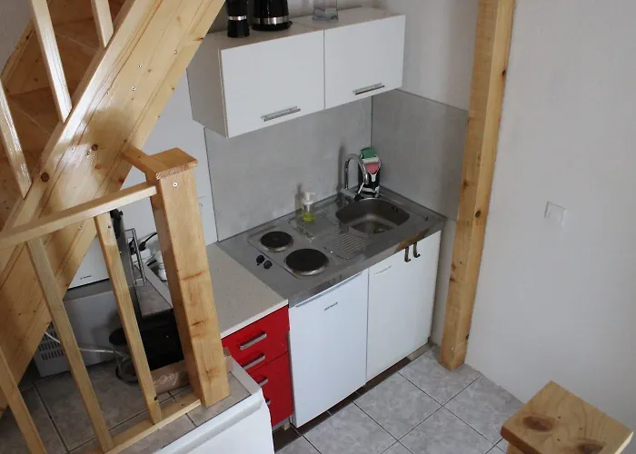 Gæstehus And With Parking Space Premantura, Medulin - 24363 3*